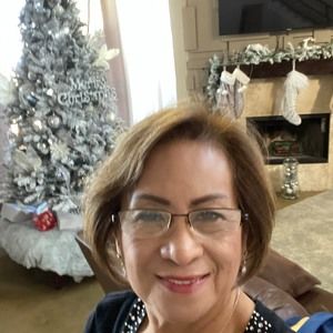 Meet your Posher, Celia